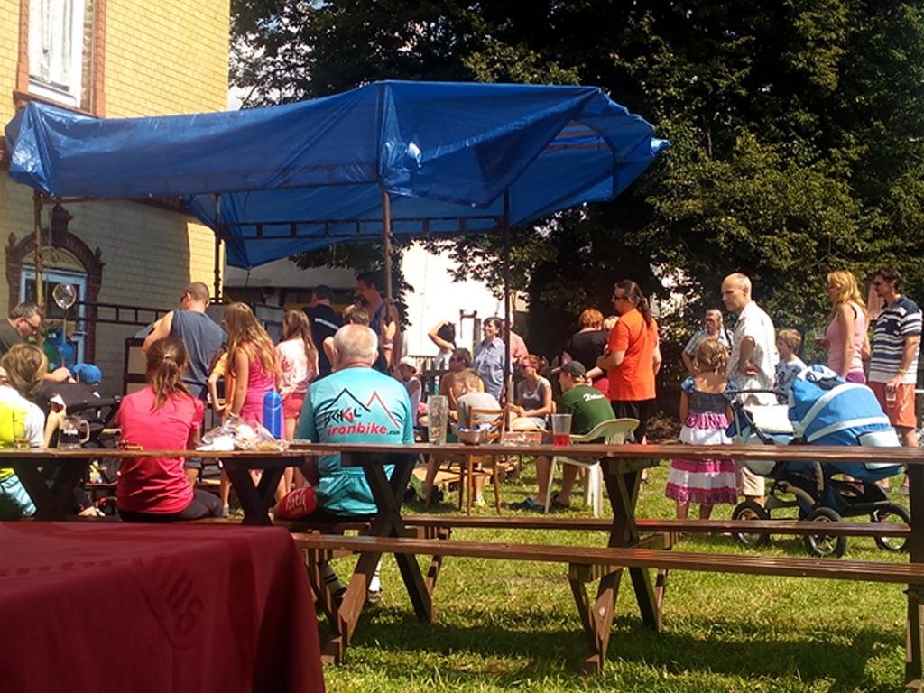 Penzion SKLAŘSKÁ HOSPODA Chribská Exterior foto