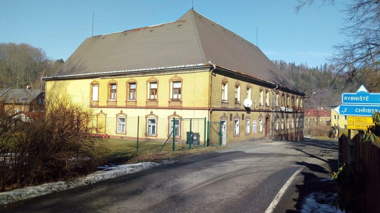 Penzion SKLAŘSKÁ HOSPODA Chribská Exterior foto