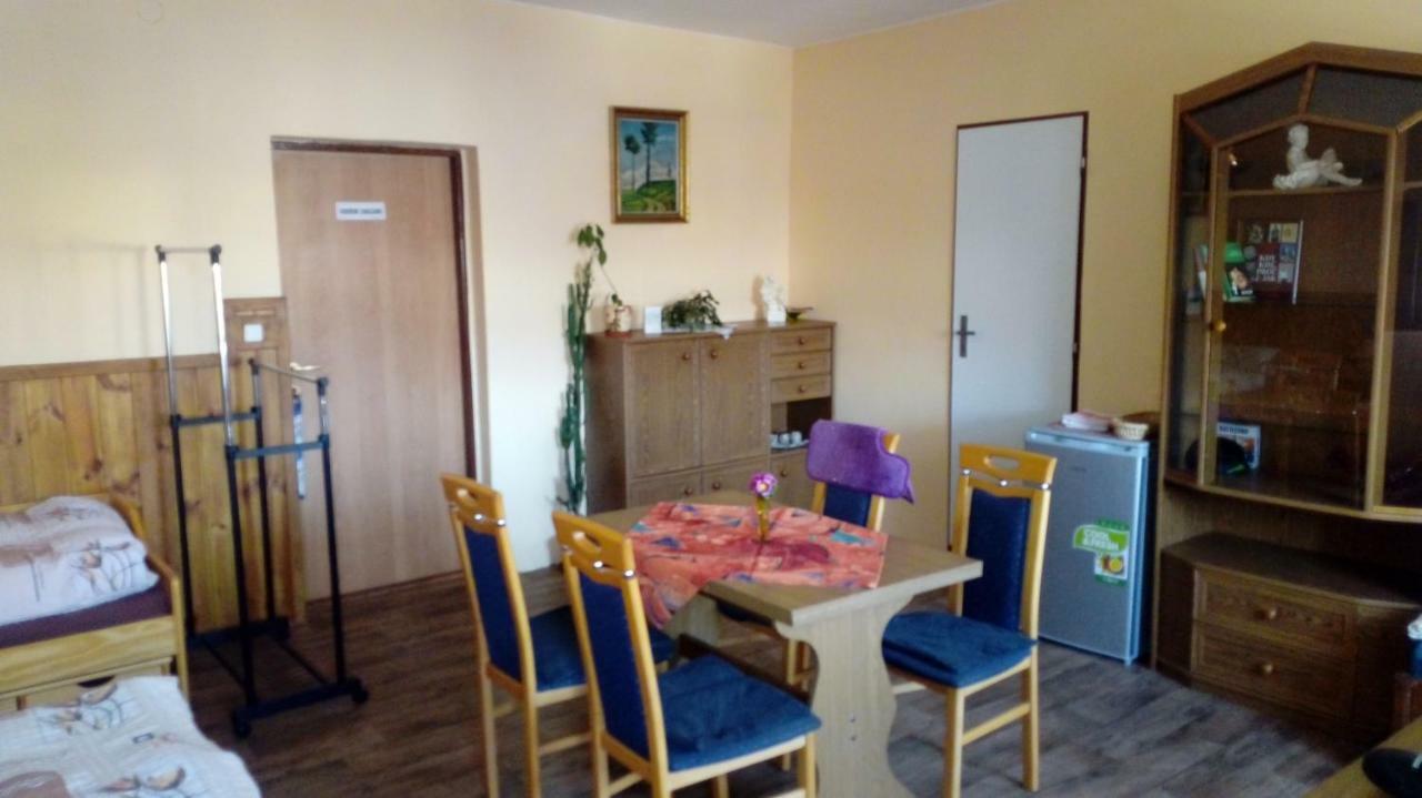 Penzion SKLAŘSKÁ HOSPODA Chribská Exterior foto